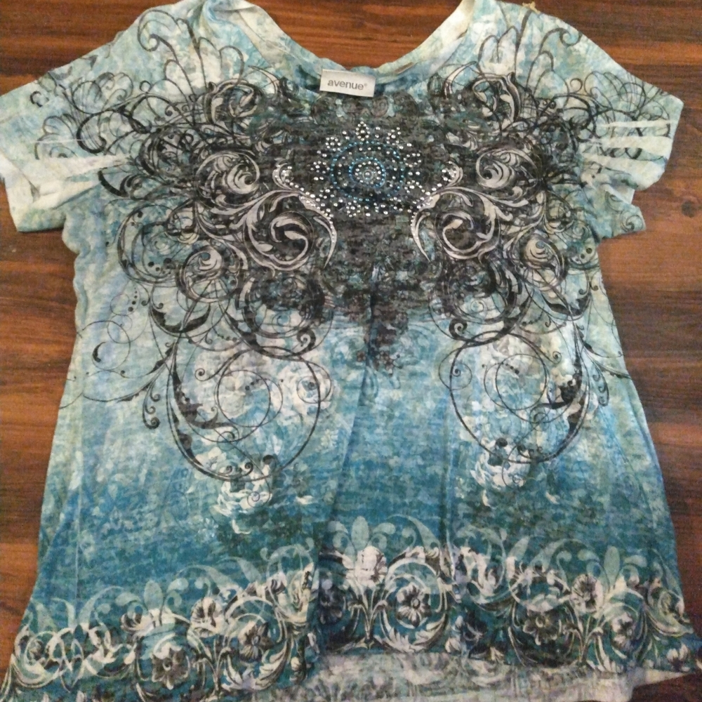 Designed avenue shirt